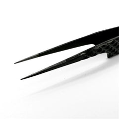 ELLEEBANA Ellee-isolate - straight tweezer (black plasma coated) - Professional Salon Brands