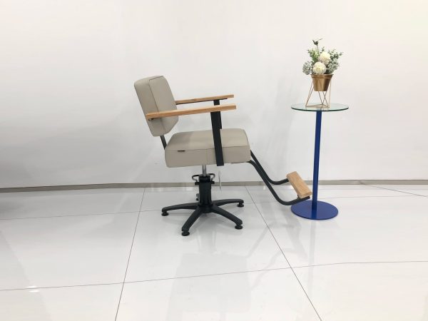 Karma Kingscliffe Salon Chair - Professional Salon Brands