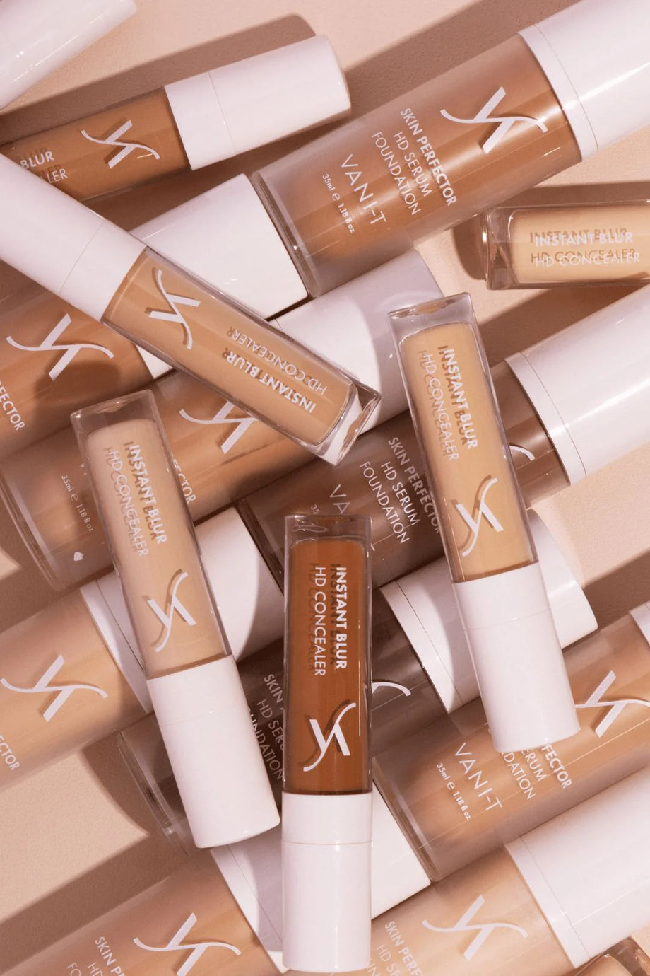 Vani-T Instant Blur HD Concealer Shade- C49 - Professional Salon Brands