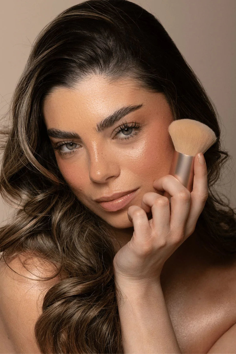 Vani-T Makeup Brush - Kabuki - Professional Salon Brands