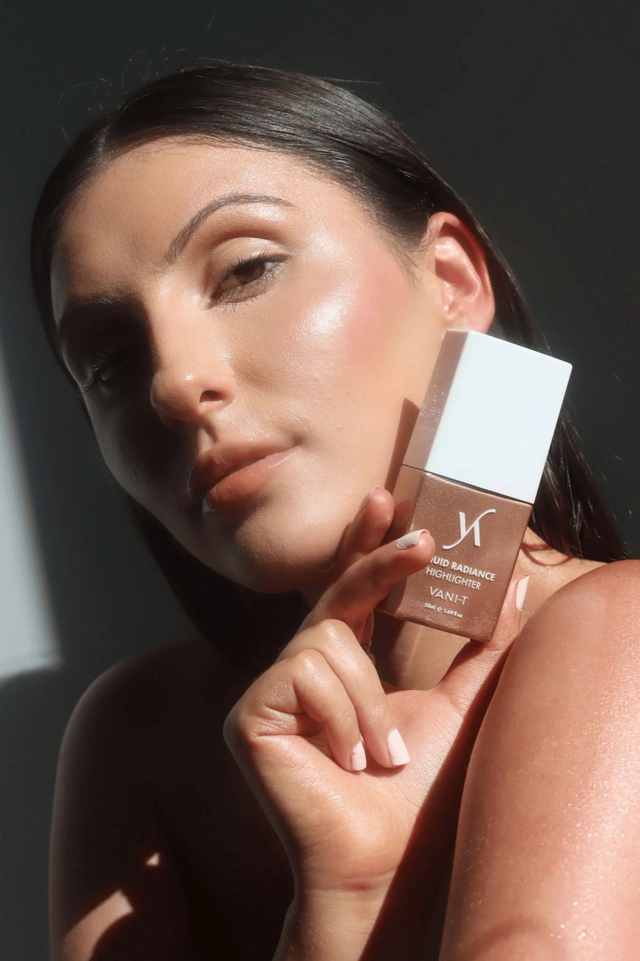 Vani-T Liquid Radiance Highlighter 50ML - Professional Salon Brands